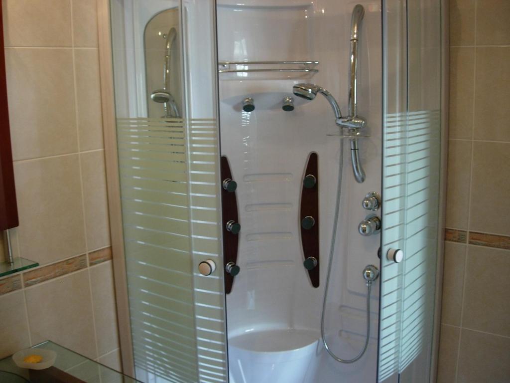 Hotel L'Epicurien Saint-Nicolas-de-Port Habitación foto